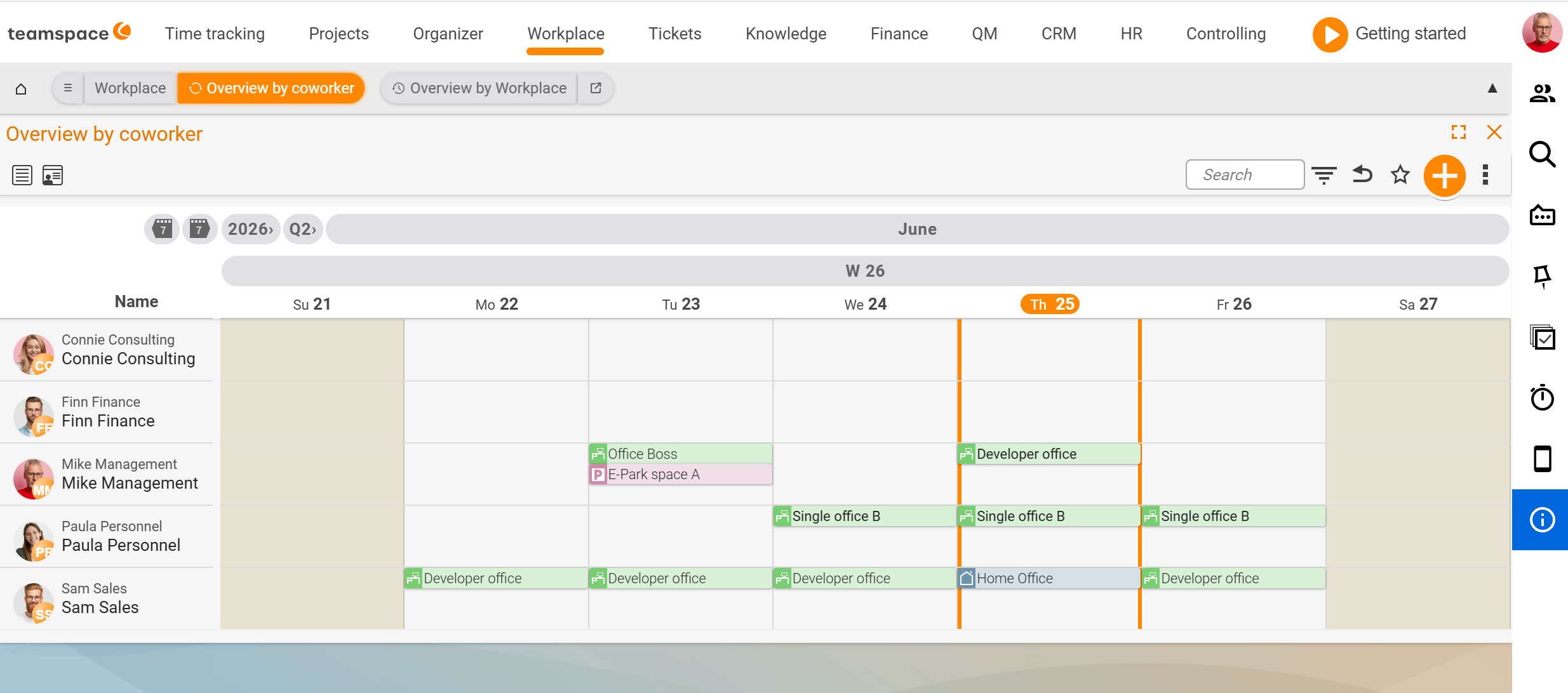 Employee overview with a name column on the left, CW bands and day columns; colleagues' bookings as coloured stripes