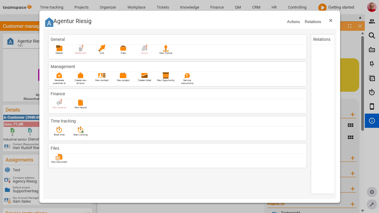 Action box with the tabs Actions and Relationships and all available actions