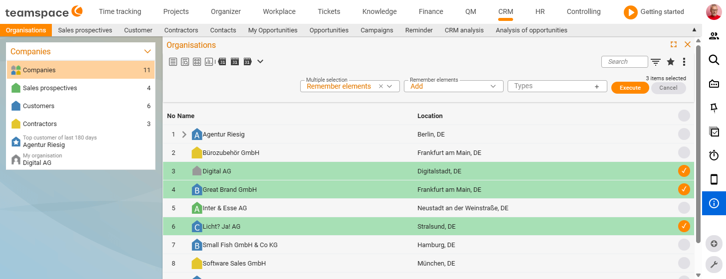 List in multiple-selection mode, three rows marked green, action Remember elements with the option Add and an Execute button